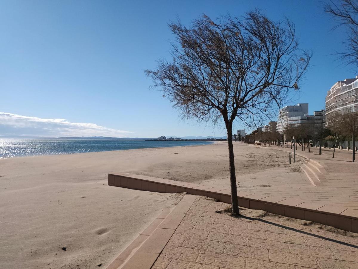 Eco-Apartments La Marineda Roses Eksteriør bilde