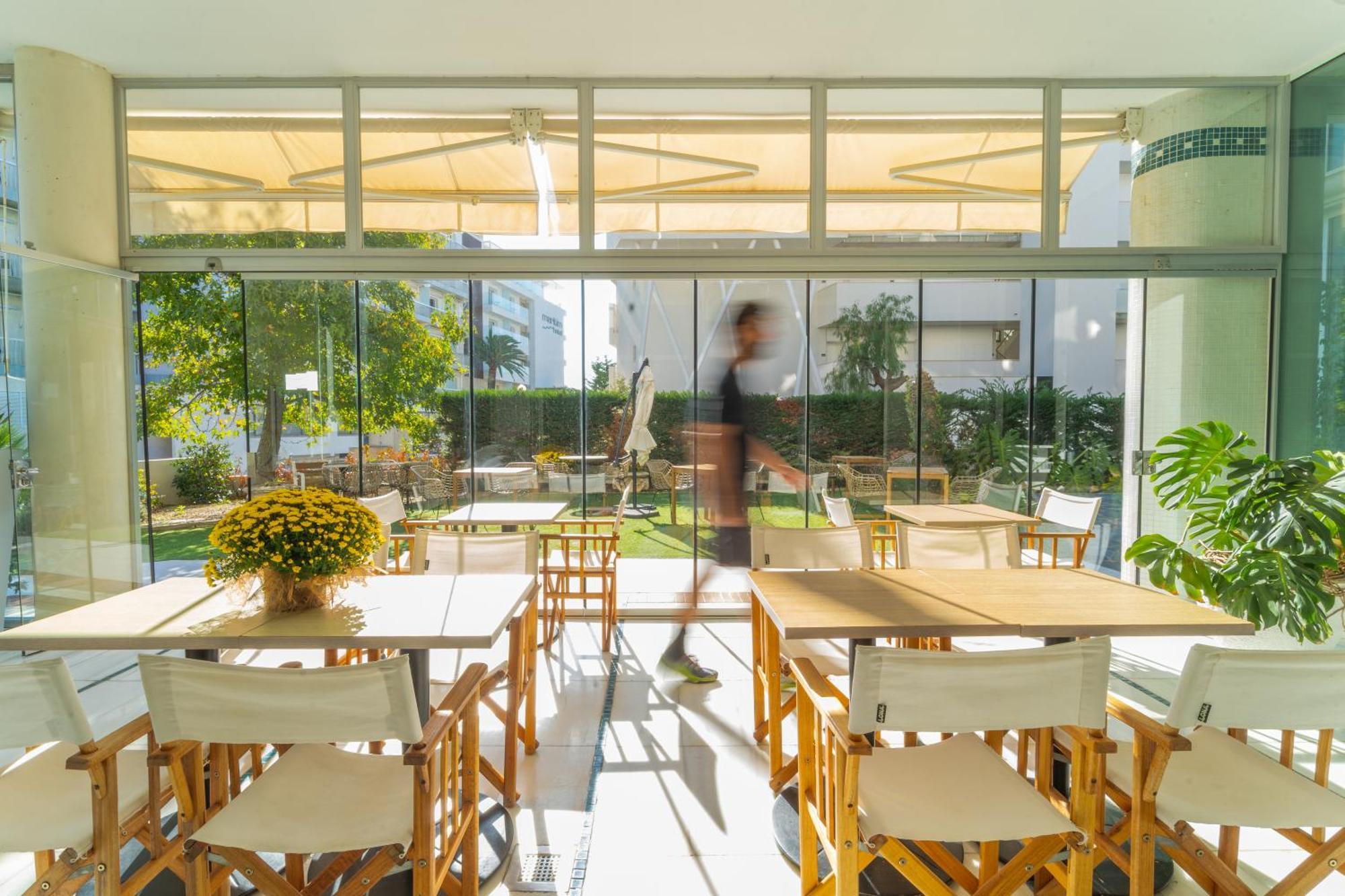 Eco-Apartments La Marineda Roses Eksteriør bilde